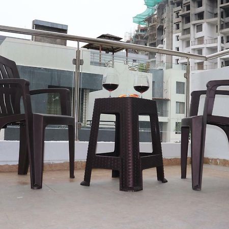 Emerald Vista Luxury Suites Пюн Екстериор снимка