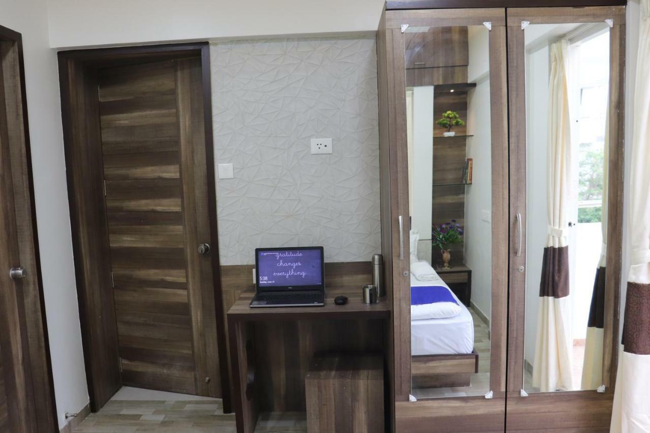 Emerald Vista Luxury Suites Пюн Екстериор снимка